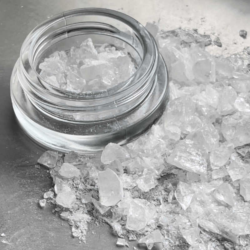 thca-diamonds-with-jar